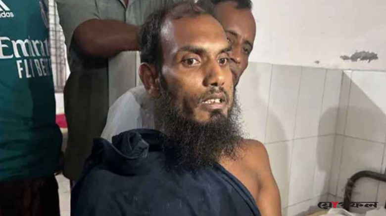 পরকীয়ার অভিযোগে স্থানীয় জামায়াত নেতাকে মারধর, হাসপাতালে ভর্তি