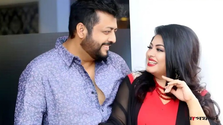 ‘৩১ বছর আগে তোমাকে ঘরে তুলেছিলাম’— মৌসুমীকে আবেগঘন বার্তা ওমর সানীর