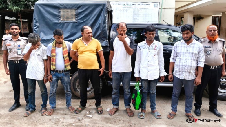 ইয়াবাসহ গ্রেপ্তার ১, কারাদণ্ড ৬ মাদকসেবীর