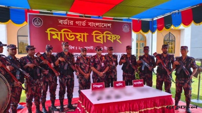 হবিগঞ্জে মাটির নিচে পুঁতে রাখা ৬ পিস্তল ও গুলি উদ্ধার