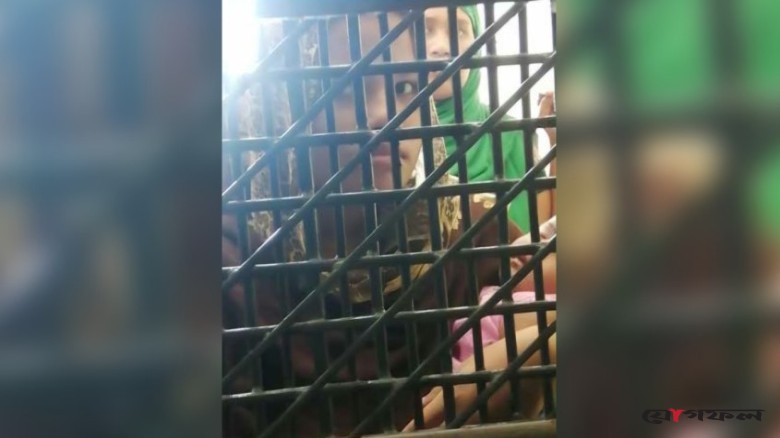জন্মের পর থেকেই কারাগারে, ৬ বছর পর বাবার কাছে ফেরার অপেক্ষায় রাথী