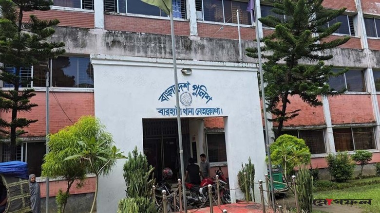 জমি নিয়ে বিরোধে চাচাতো ভাইদের মারধরে যুবকের মৃত্যু