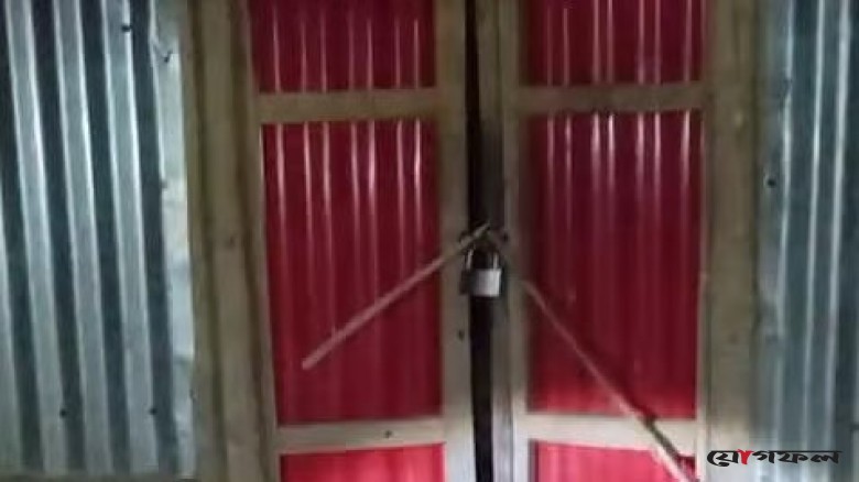 দুর্গন্ধ পেয়ে পুলিশকে খবর, ঘরের তালা ভেঙে বৃদ্ধার লাশ উদ্ধার
