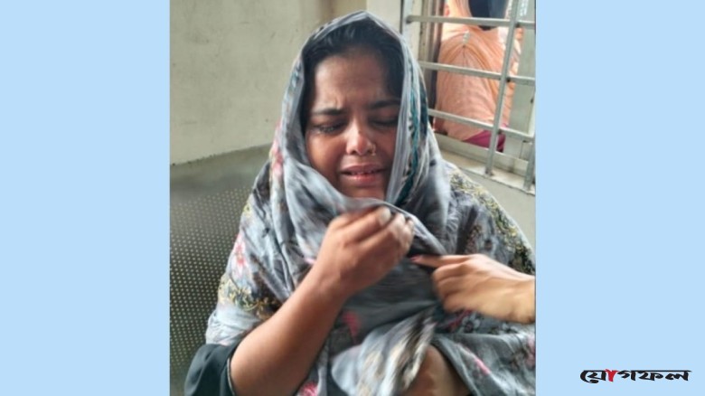 যশোর হাসপাতালে বৃদ্ধার চেইন কাটার সময় নারী আটক