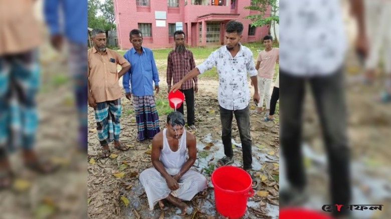 ১৫ লাখ টাকা হারিয়ে দুধ দিয়ে গোসল, জুয়া ছাড়ার শপথ যুবকের