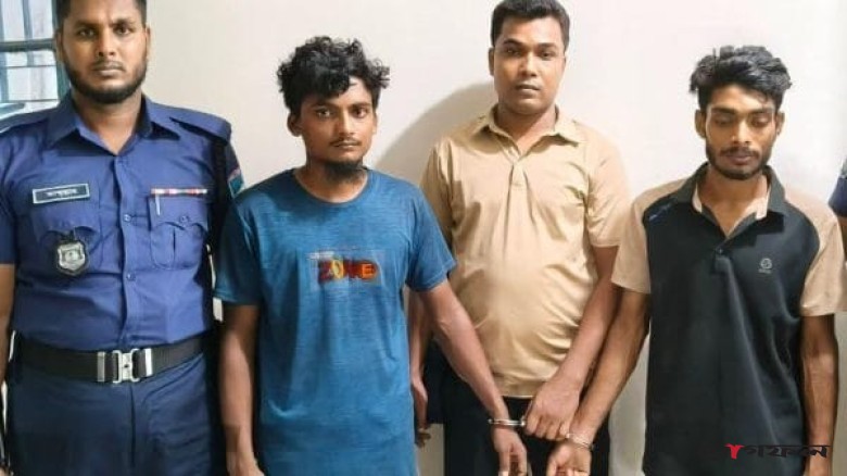 অভয়নগরে গণধোলাইয়ের পর গাঁজাসহ ২ মাদক কারবারি গ্রেপ্তার, পিকআপ জব্দ