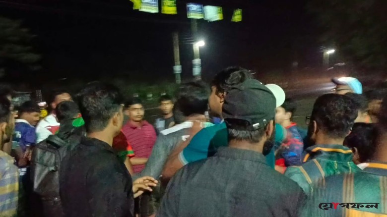 গোপালগঞ্জ বিজ্ঞান ও প্রযুক্তি বিশ্ববিদ্যালয়ে ঘিরে উত্তেজনা, দুই শিক্ষার্থীকে মারধর
