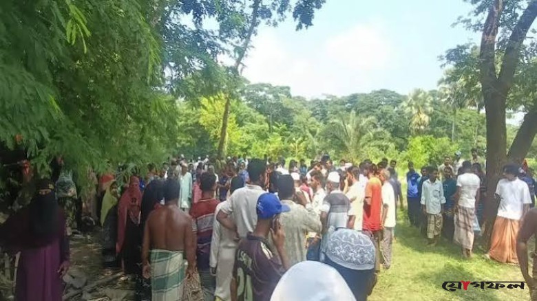 কলাপাড়ায় নিখোঁজের দুই দিন পর খালে ব্যাগবন্দী শিশুর মরদেহ, খালু আটক