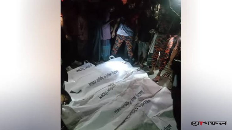 উজিরপুরে বাস-মোটরসাইকেল সংঘর্ষে তিন কিশোর নিহত
